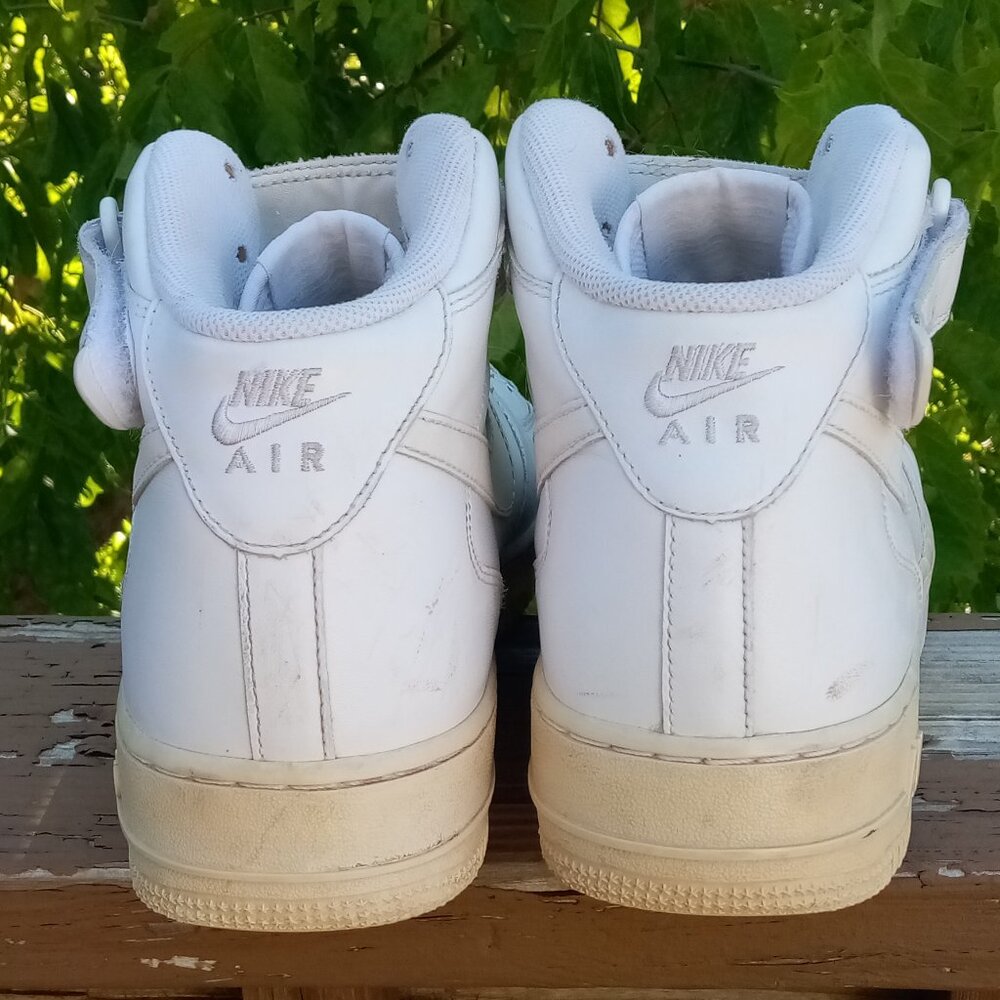 Nike Air AF-1 white sneakers sz 10 1/2 - Picture 7 of 16